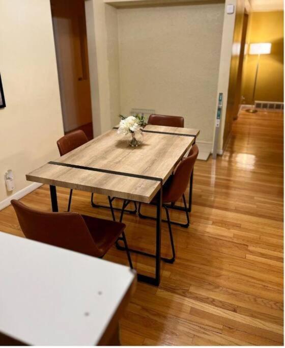 Nice Cozy Family-Sized Home In Quiet Neighborhood Oak Park Extérieur photo